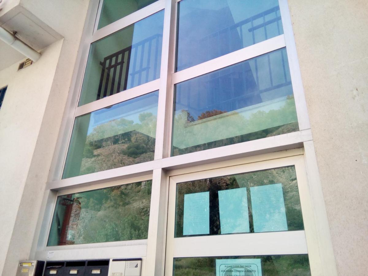 Apartamento Malagueta Campos Eliseos Malaga Exterior photo