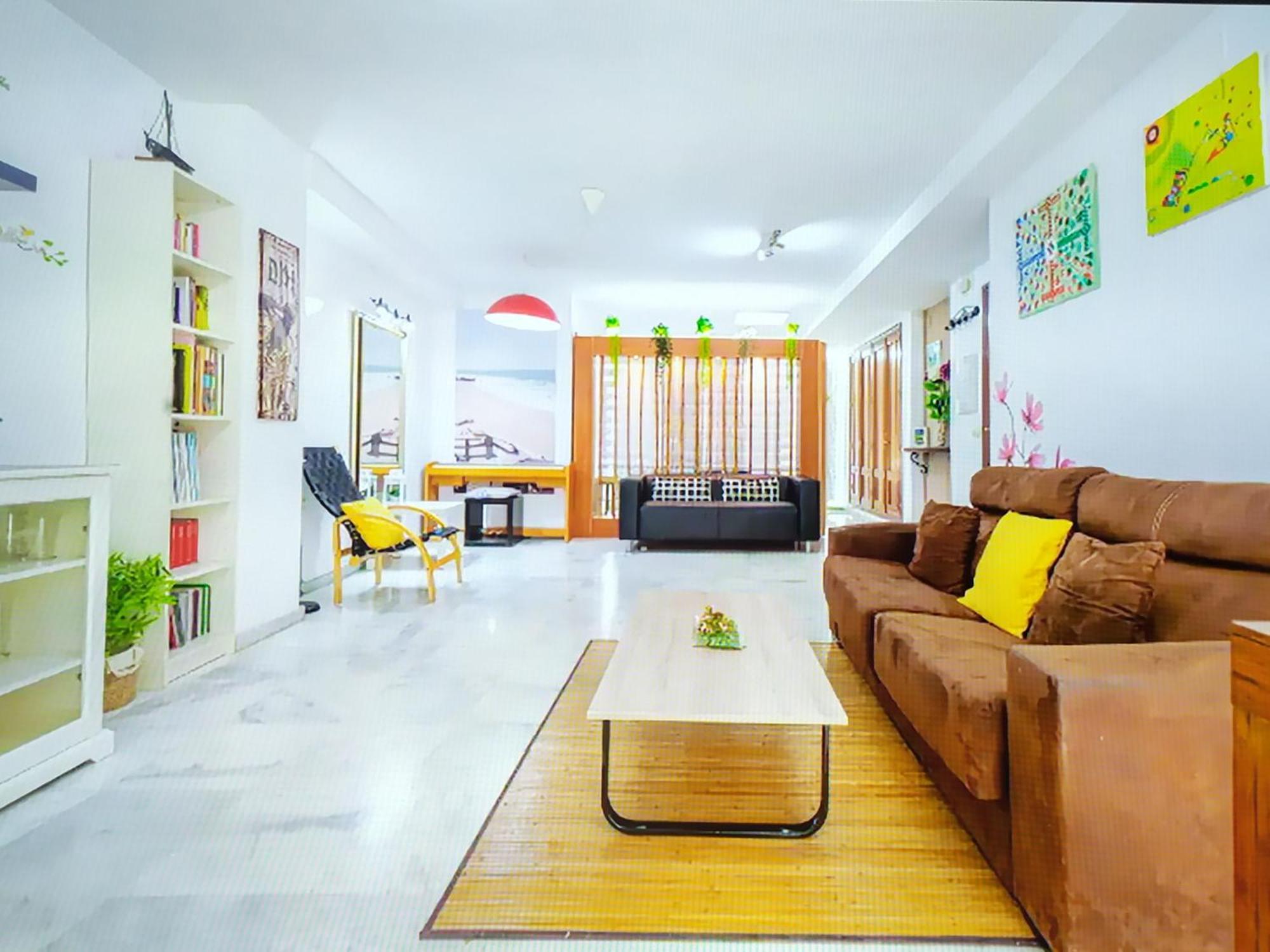 Apartamento Malagueta Campos Eliseos Malaga Exterior photo