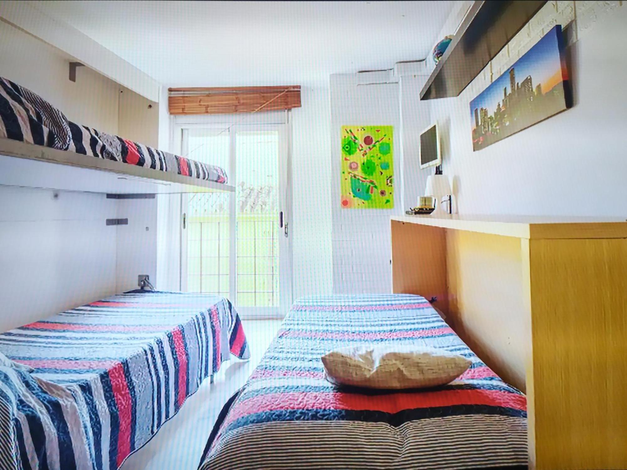 Apartamento Malagueta Campos Eliseos Malaga Exterior photo