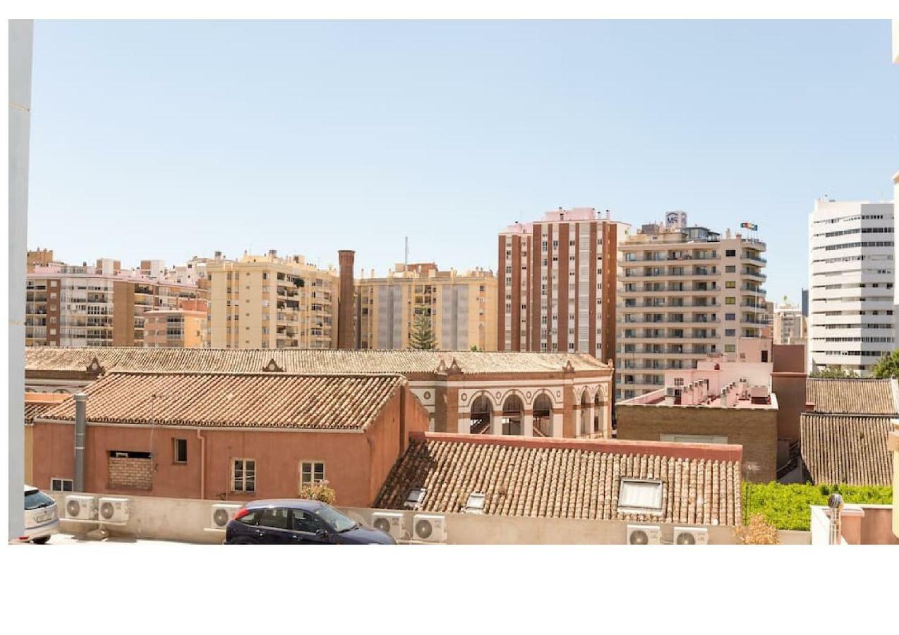 Apartamento Malagueta Campos Eliseos Malaga Exterior photo